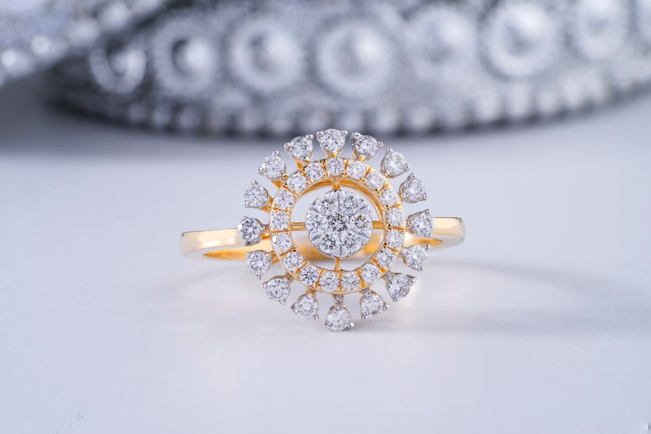 Graduation Gifts: Meaningful Jewelry for Her Big Day